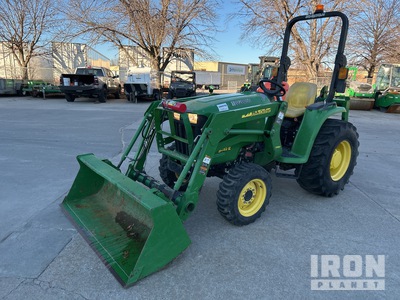 2017 John Deere 3032E 2WD Tractor