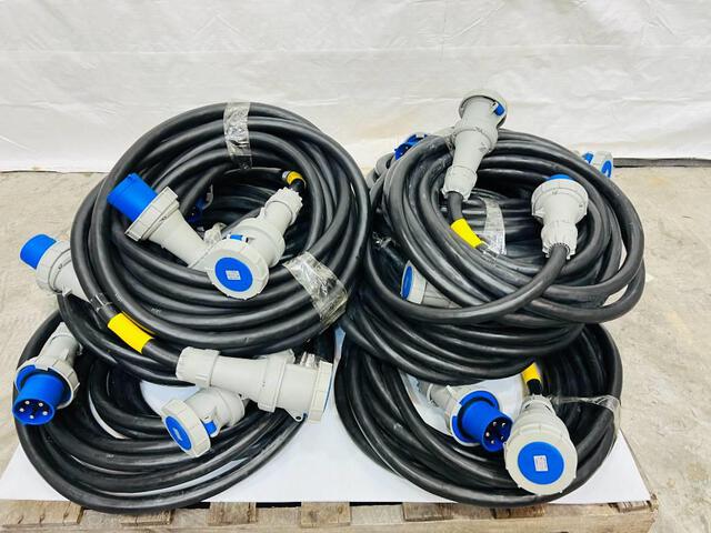 Quantity of (10) 60 AMP Watertight Pin & Sleeve Power Distributi Quantity of (10) 60 AMP Watertight Pin & Sleeve Power Distributi