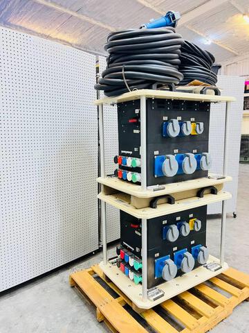 Quantity of (2) LEX 100 kW DB350 Power Distribution Spider Boxes w/ Feeder Power Cables (Unused) Quantity of (2) LEX 100 kW DB350 Power Distribution Spider Boxes w/ Feeder Power Cables (Unused)