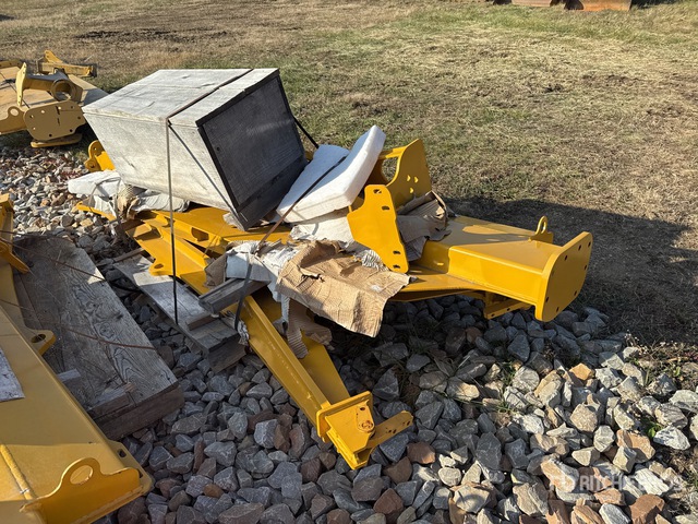 Bell B30E Articulated Dump Truck Tailgate | Ritchie Bros. Auctioneers
