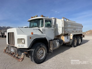 1994 Mack RB600 6x4 Water Truck in West Valley City, Utah, United ...