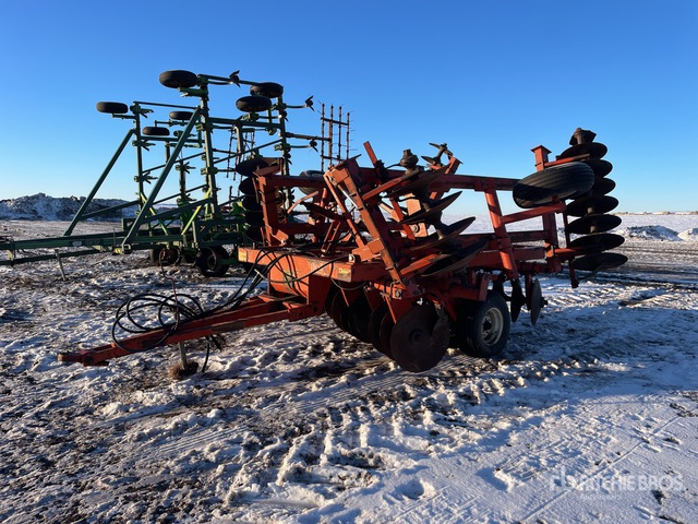 Hutch Master 20 ft Tandem Breaking Discos | Ritchie Bros. Auctioneers