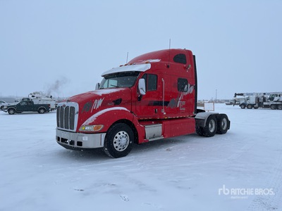 2005 Peterbilt 387 6x4 T/A Slaapcabine Trekker