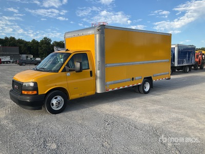 2019 GMC Savana G3500 4x2 Van Truck