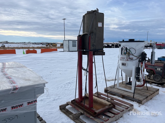 Gray Quick Pac Machine Quickpac QP 100 Crusher | Ritchie Bros. Auctioneers