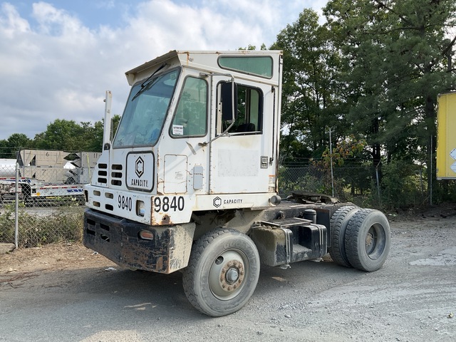 2007 Capacity TJ5000 4x2 Spotter Truck 2007 Capacity TJ5000 4x2 Spotter Truck