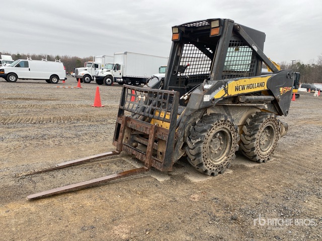 2007 New Holland L175 Skid Steer Loader | Ritchie Bros. Auctioneers