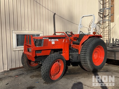 2000 Kubota M6800 4WD Utility Tractor