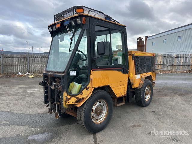 Trackless Mt6 Radiator 2009 Trackless MT6 Sidewalk Plow | Ritchie Bros. Auctioneers