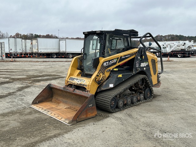 2022 ASV RT-135F Oruga cargadora compacta | Ritchie Bros. Auctioneers