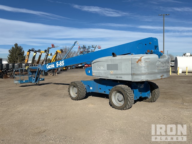 2014 Genie S85 4WD Diesel Telescopic Boom Lift in Henderson, Colorado ...