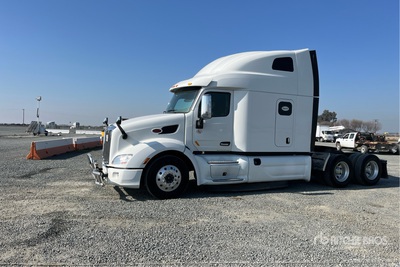 2022 Peterbilt 579 6x4 تراكتور شاحنة كابينة النوم (ثنائية المحور)
