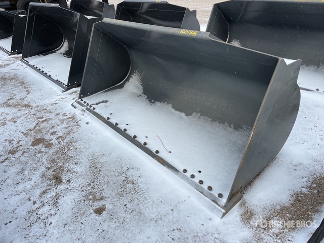 CNH America 100 in Wheel Loader Bucket | Ritchie Bros. Auctioneers