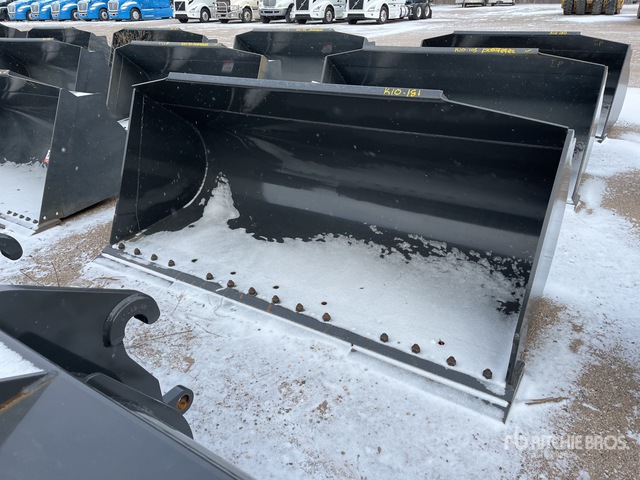 CNH America 108 in Wheel Loader Bucket | Ritchie Bros. Auctioneers