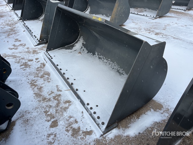 CNH America 102 in Wheel Loader Bucket | Ritchie Bros. Auctioneers