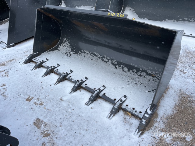 CNH America 102 in Wheel Loader Bucket | Ritchie Bros. Auctioneers