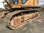 Undercarriage with Left Track Shoes