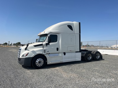 2018 Freightliner Cascadia 126 6x4 Cabeza Tractora Cabina Dormitorio