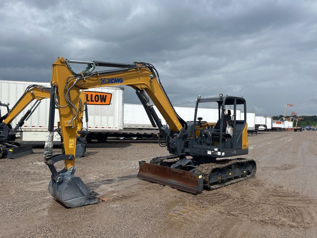 Mid Size Excavators For Sale | IronPlanet
