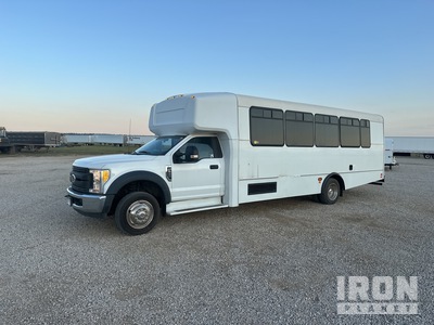 2017 Ford F-550 XL Limousine