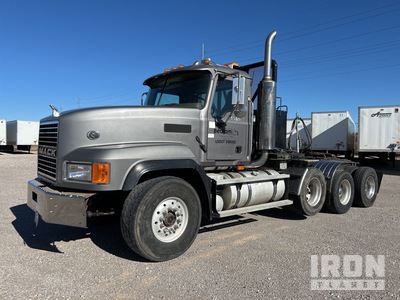 2007 Mack CL713 8x4 T/A Day Cab Truck Tractor