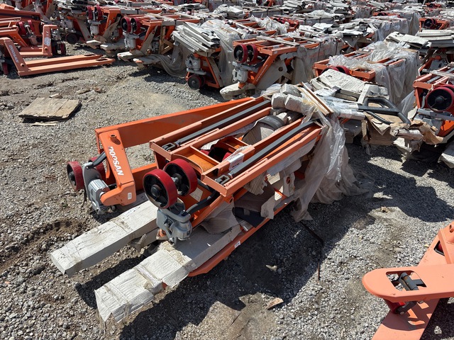 Quantity of (6) Doosan AC25 5500 lb Pallet Jack (Unused)