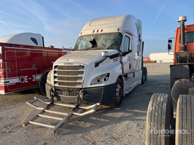 2019 Freightliner Cascadia 126 6x4 T/A Sleeper Truck Tractor (Inoperable)