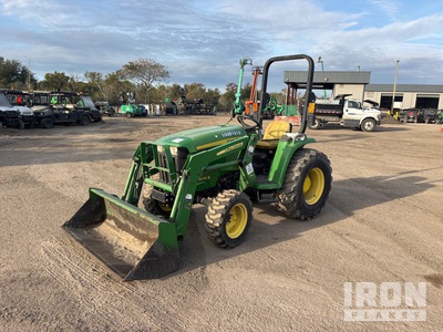 2018 John Deere 3032E 4WD Tractor