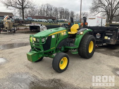 2015 John Deere 4052R 4WD Utility Tractor