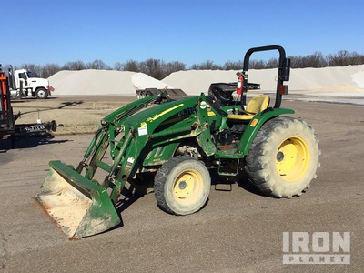 2014 John Deere 4105 4WD Utility Tractor