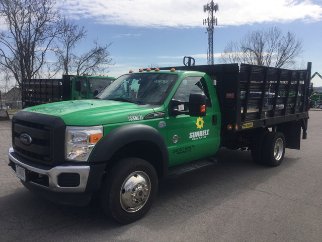 2014 Ford F-450 Flatbed Truck
