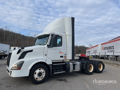 2015 Volvo VNL 6x4 T/A Day Cab Truck Tractor