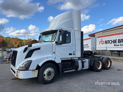 2015 Volvo VNL300 6x4 T/A Day Cab Truck Tractor