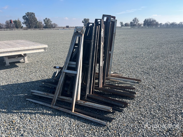 Quantity of (32) A-Frames | Ritchie Bros. Auctioneers