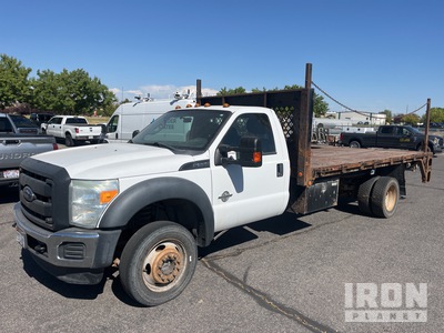 2016 Ford F-550 4x4 Flatbed Truck