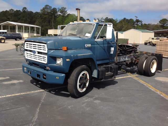 1990 Ford F600 4x2 Truck Tractor 1990 Ford F600 4x2 Truck Tractor