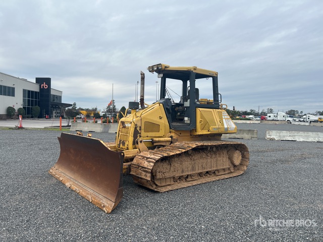 Inopratable 2008 Komatsu D51PX-22 Crawler Dozer (Inoperable) | Ritchie Bros ...