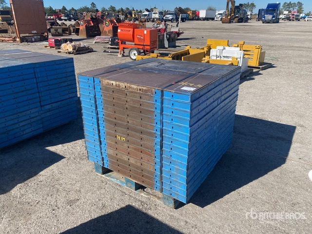 Quantity of (30) Symons Concrete Forms | Ritchie Bros. Auctioneers