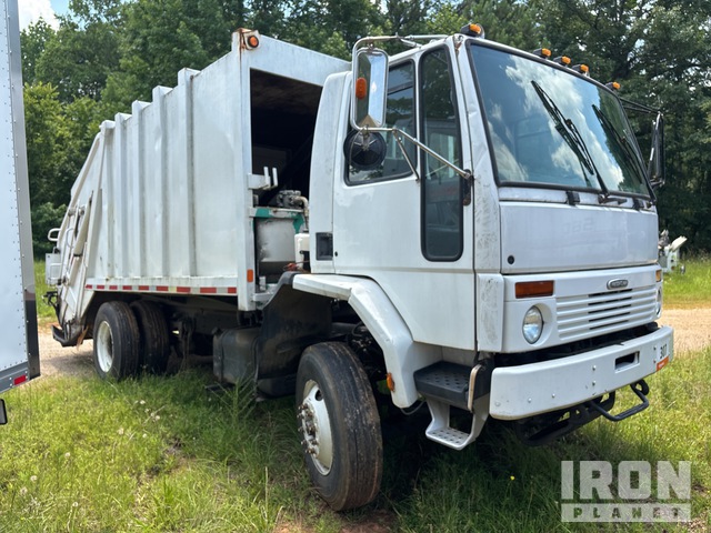 CAMIóN DE BASURA 2003 FREIGHTLINER 20 CYD LEACH COMPANY
