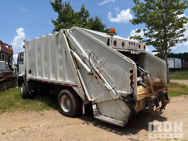 CAMIóN DE BASURA 2003 FREIGHTLINER 20 CYD LEACH COMPANY