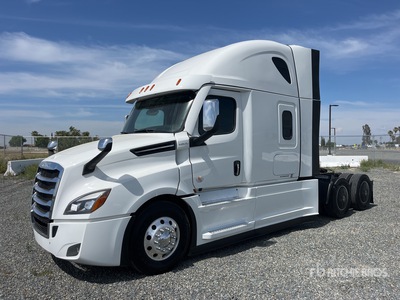 2023 Freightliner Cascadia 126 6x4 تراكتور شاحنة كابينة النوم (ثنائية المحور)