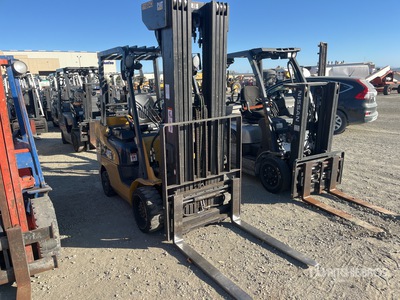 Cat 2 C6000 1700 lb Pneumatic Tire Forklift