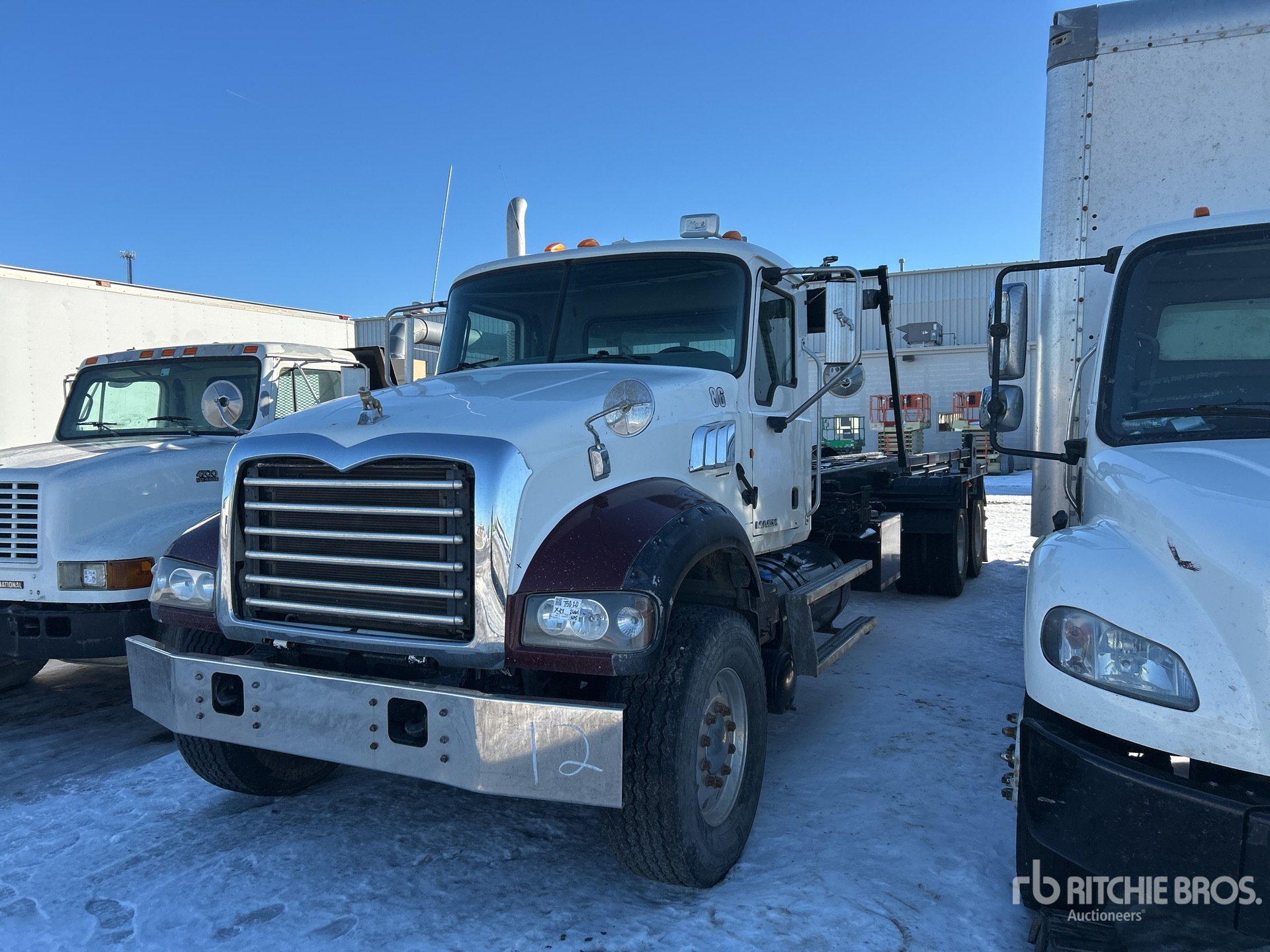 2012 Mack GU713 6x4 Roll-Off Truck
