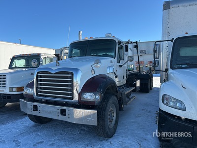 2012 Mack GU713 6x4 Roll-Off Truck