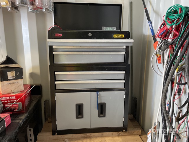 Stanley 24 in x 32 in 5 Drawer Tool Box Ritchie Bros Auctioneers