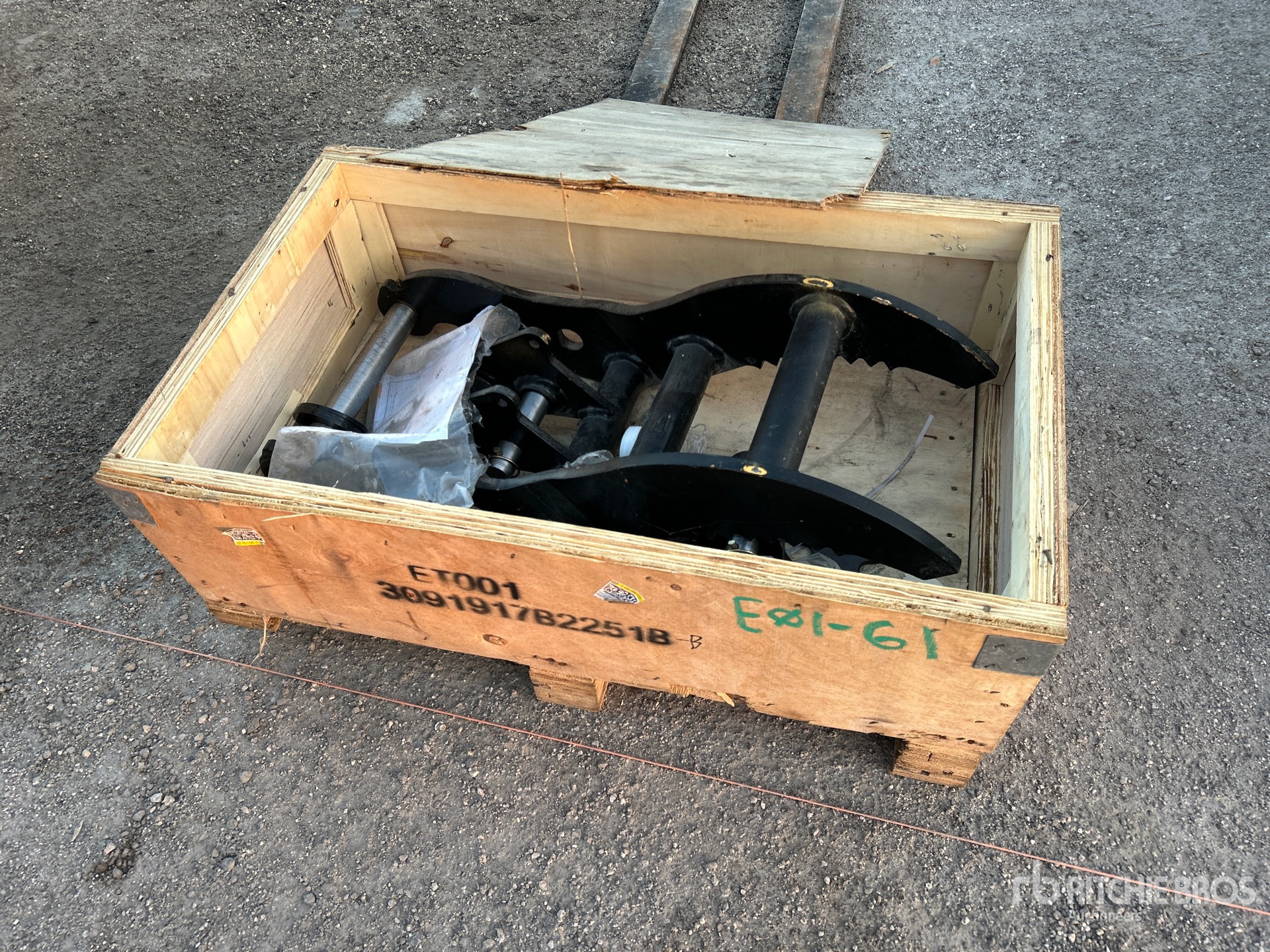 2024 Bedrock 10 in Excavator Thumb - Fits Cat 303.5 / 304 / 304.5