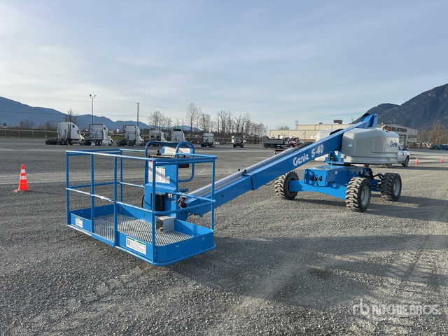 2016 Genie S40 4WD Diesel Telescopic Boom Lift | Ritchie Bros. Auctioneers
