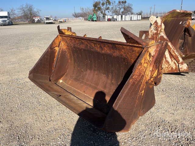 89 in Multi-Purpose Wheel Loader Bucket | Ritchie Bros. Auctioneers
