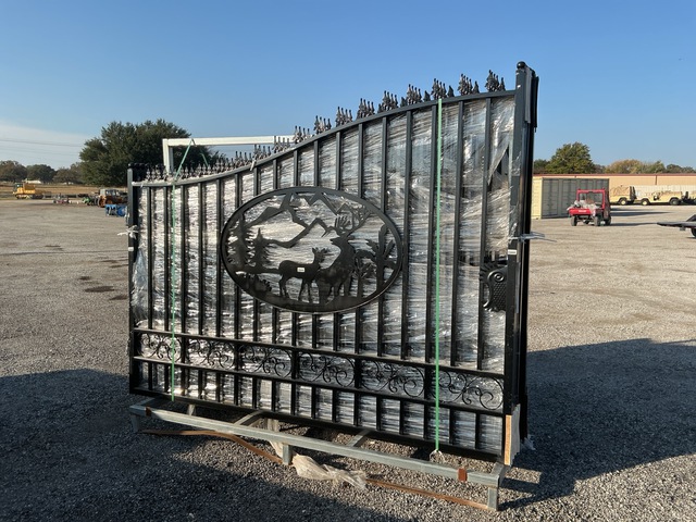 (4) Suihe 20' BI-Parting Iron Gates - Unused