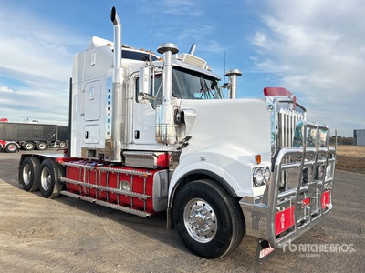 2022 Kenworth T909 6x4 Cabina con cuccetta per trattore stradale